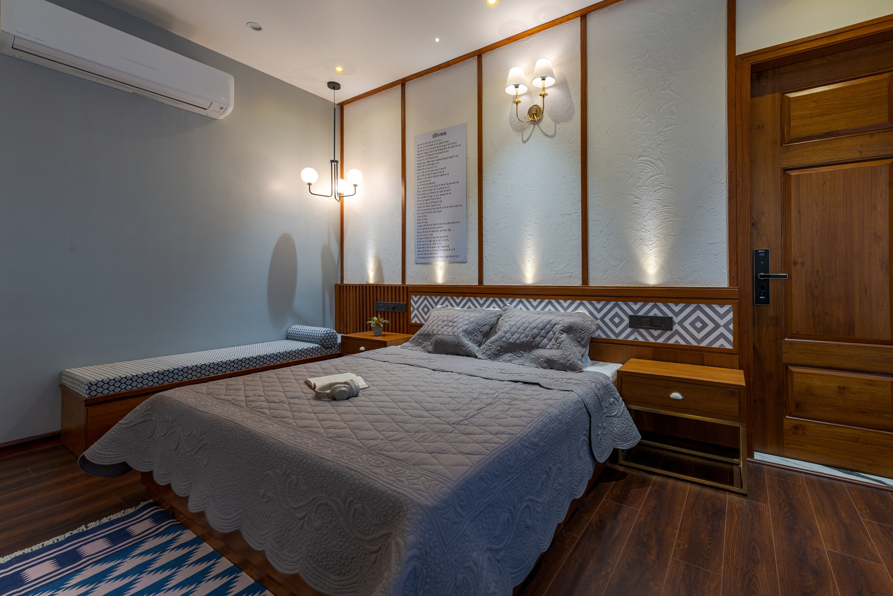 Zira Collection Item